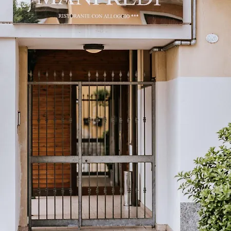 Manfredi Ristorante Con Pensión