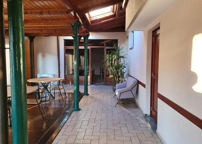 招待所 Manfredi Ristorante Con Romentino