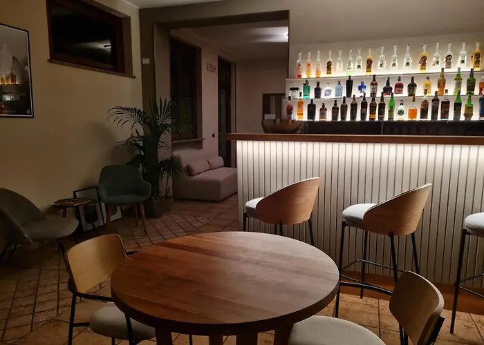 Manfredi Ristorante Con 招待所 Romentino